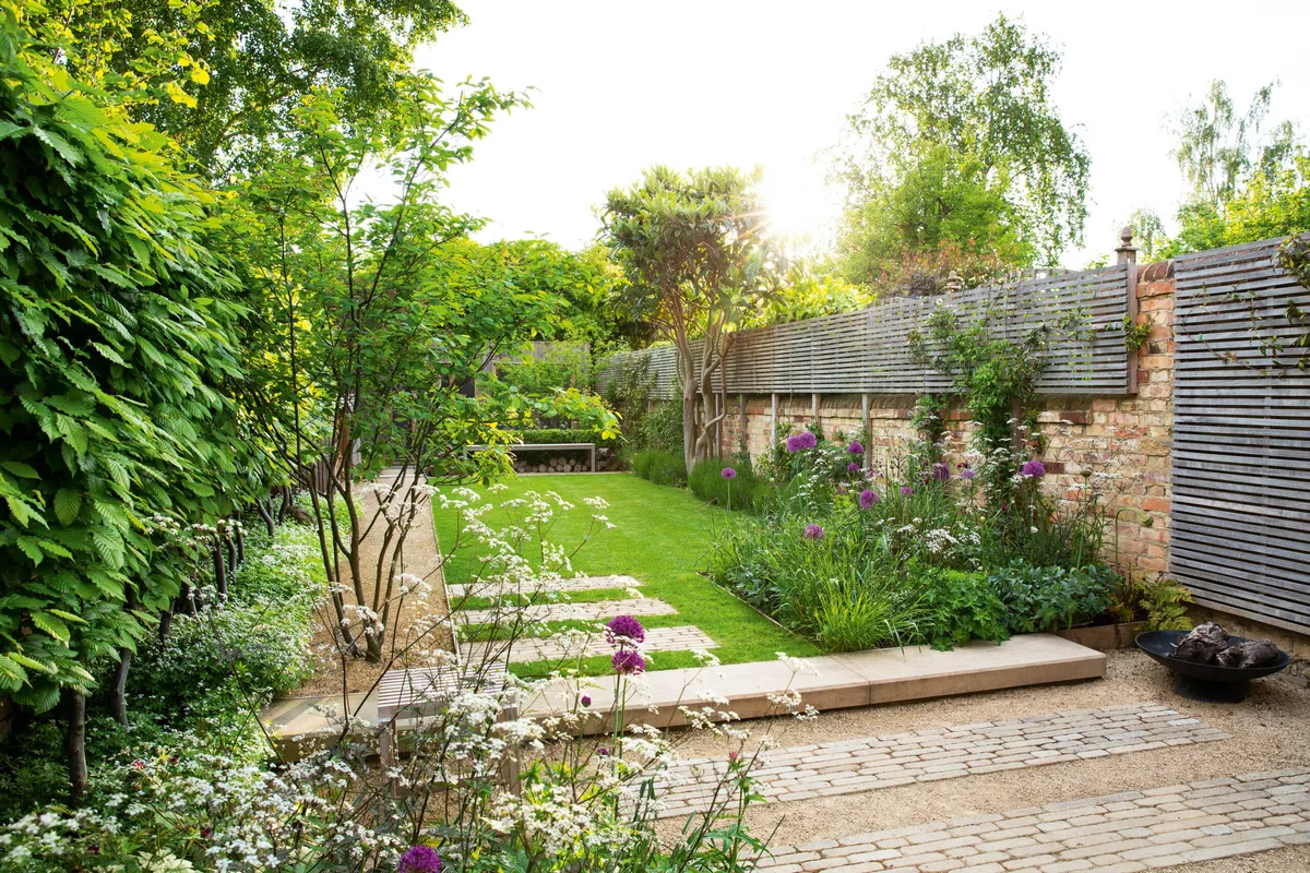 Garden designed by Angus Thompson Garden designed by Angus Thompson