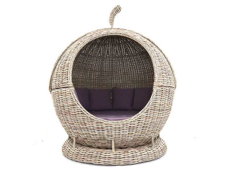 Fiji Apple Day Bed on a white background