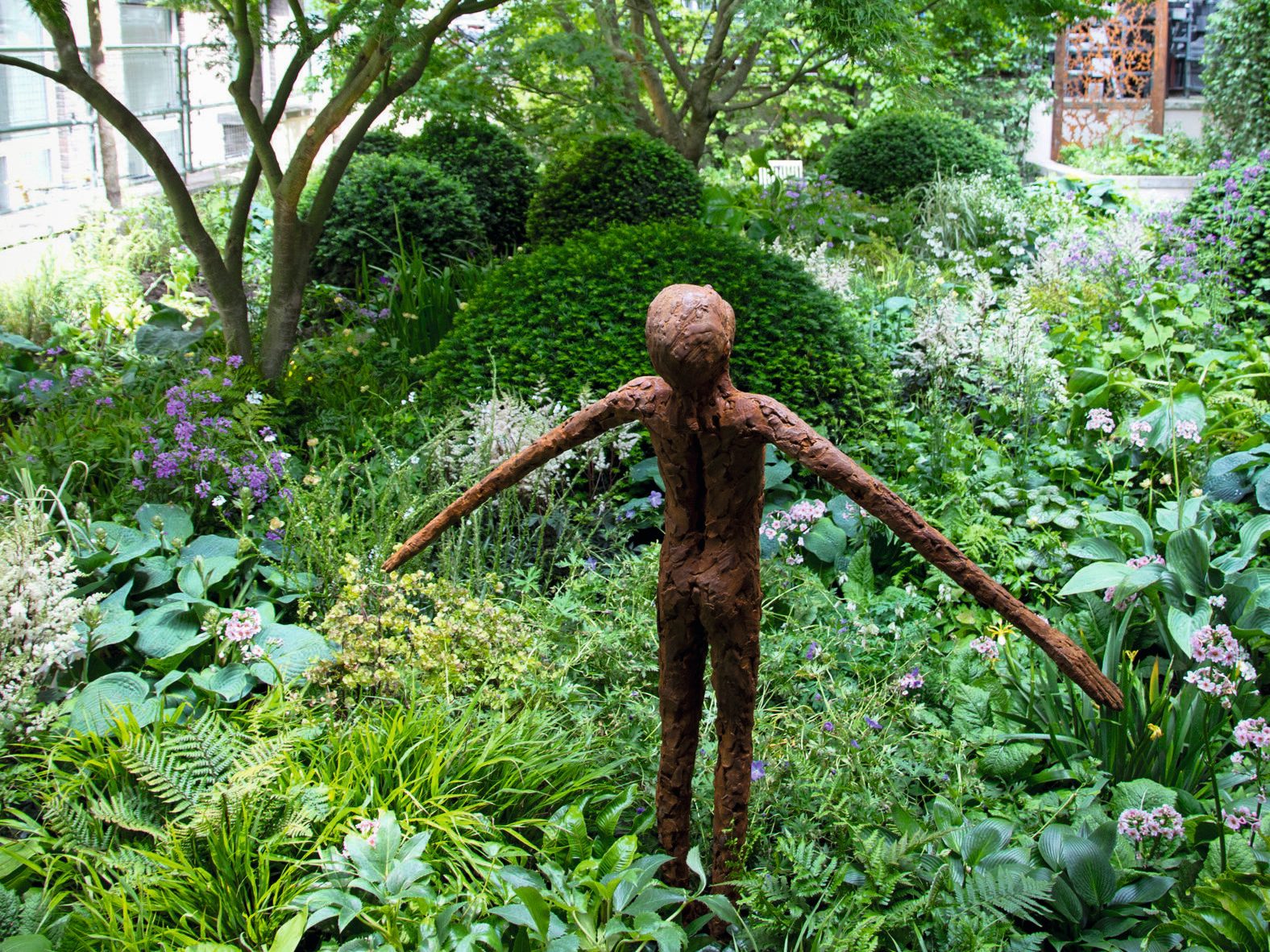 Chris Beardshaw’s 2016 garden for Morgan Stanley in situ on the roof of Great Ormond Street Hospital.