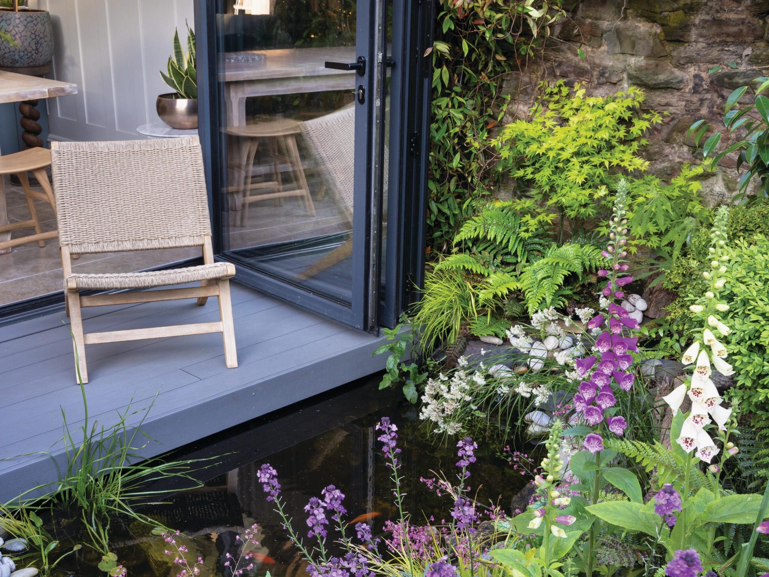Garden with decking
