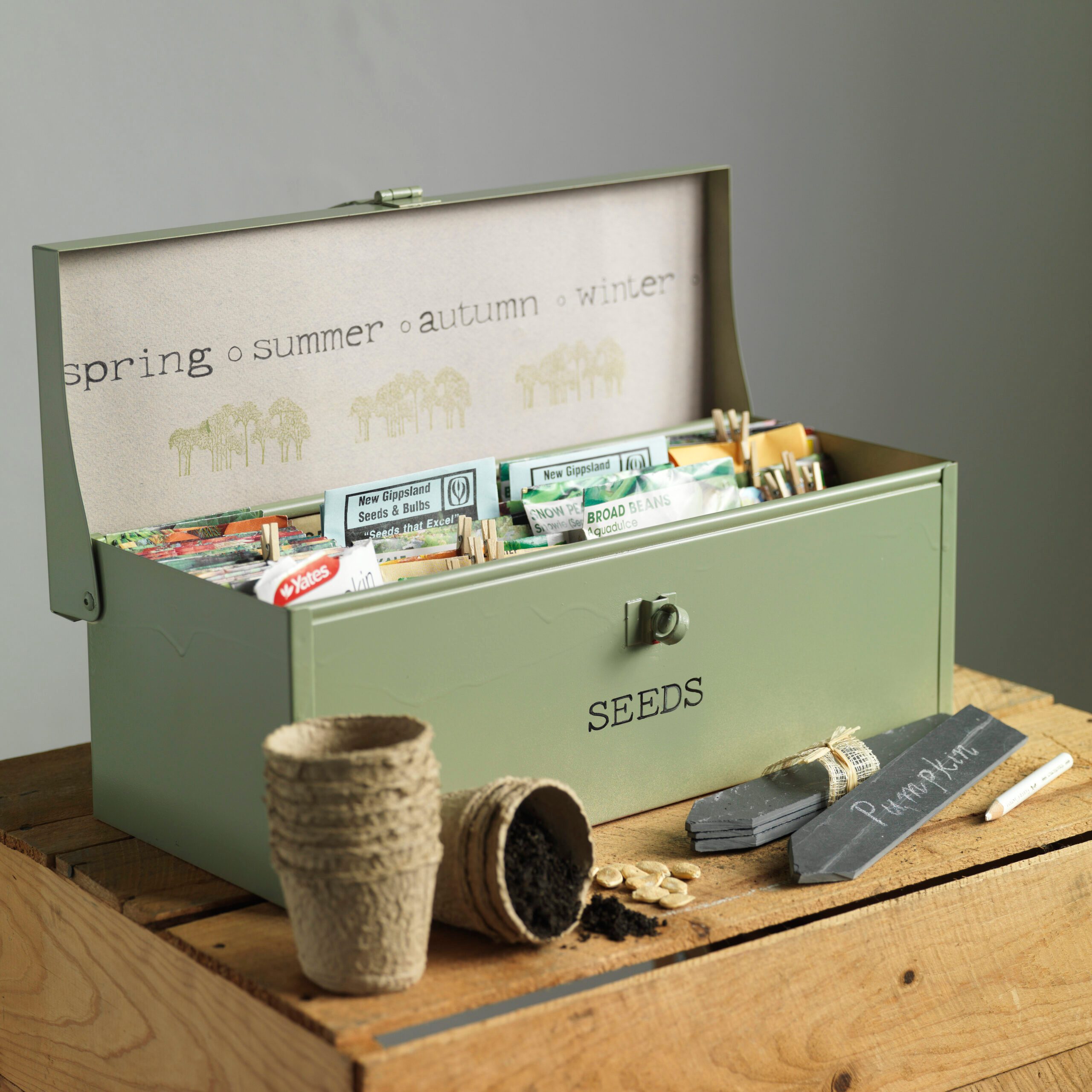 Seed box