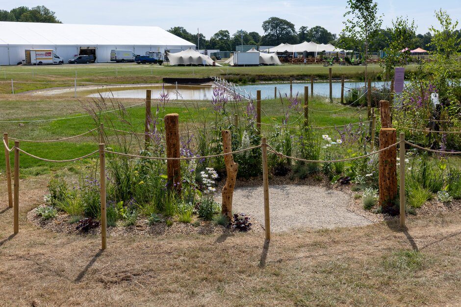 University of Sheffield: The Invisible Balance Garden. Designed by Enya Jacobson. 